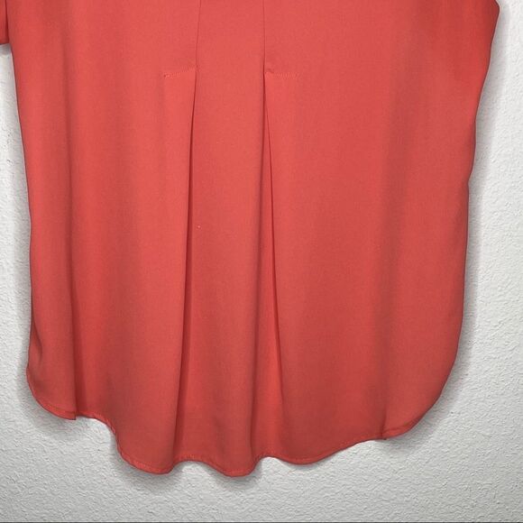 Pleione Top - Picture 2 of 8